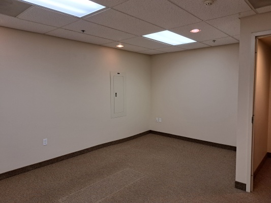 41 West State, 08611, New Jersey 08611, ,Office,For Lease,West State,1081